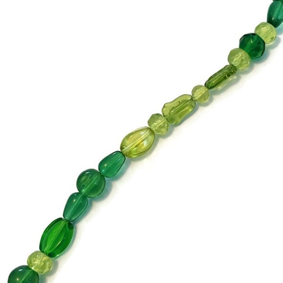 As Low As $2 Green Fun Mix 10" Strand Glass Beads (27) - Picture 3 of 3
